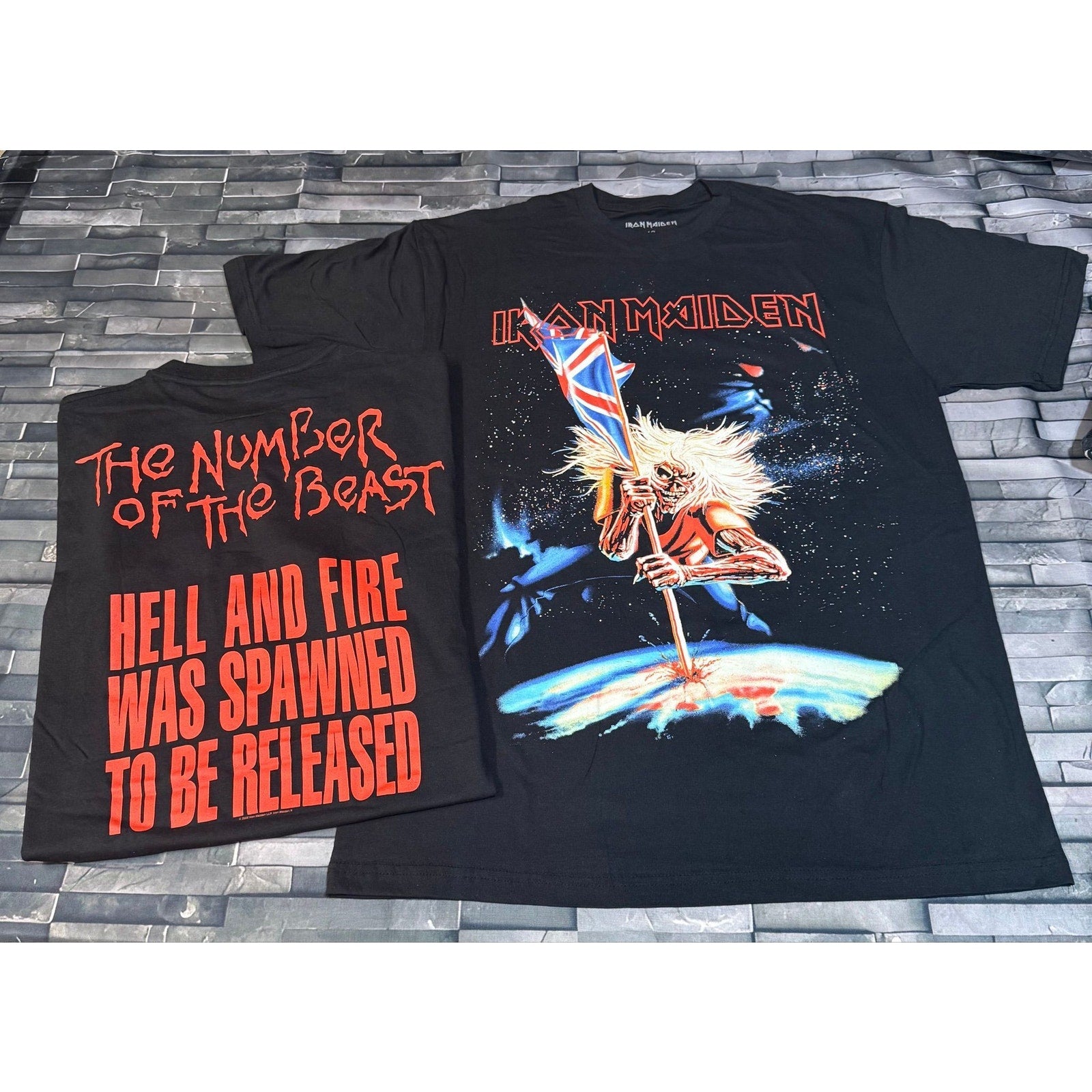 IRON MAIDEN BLACK TEE - M