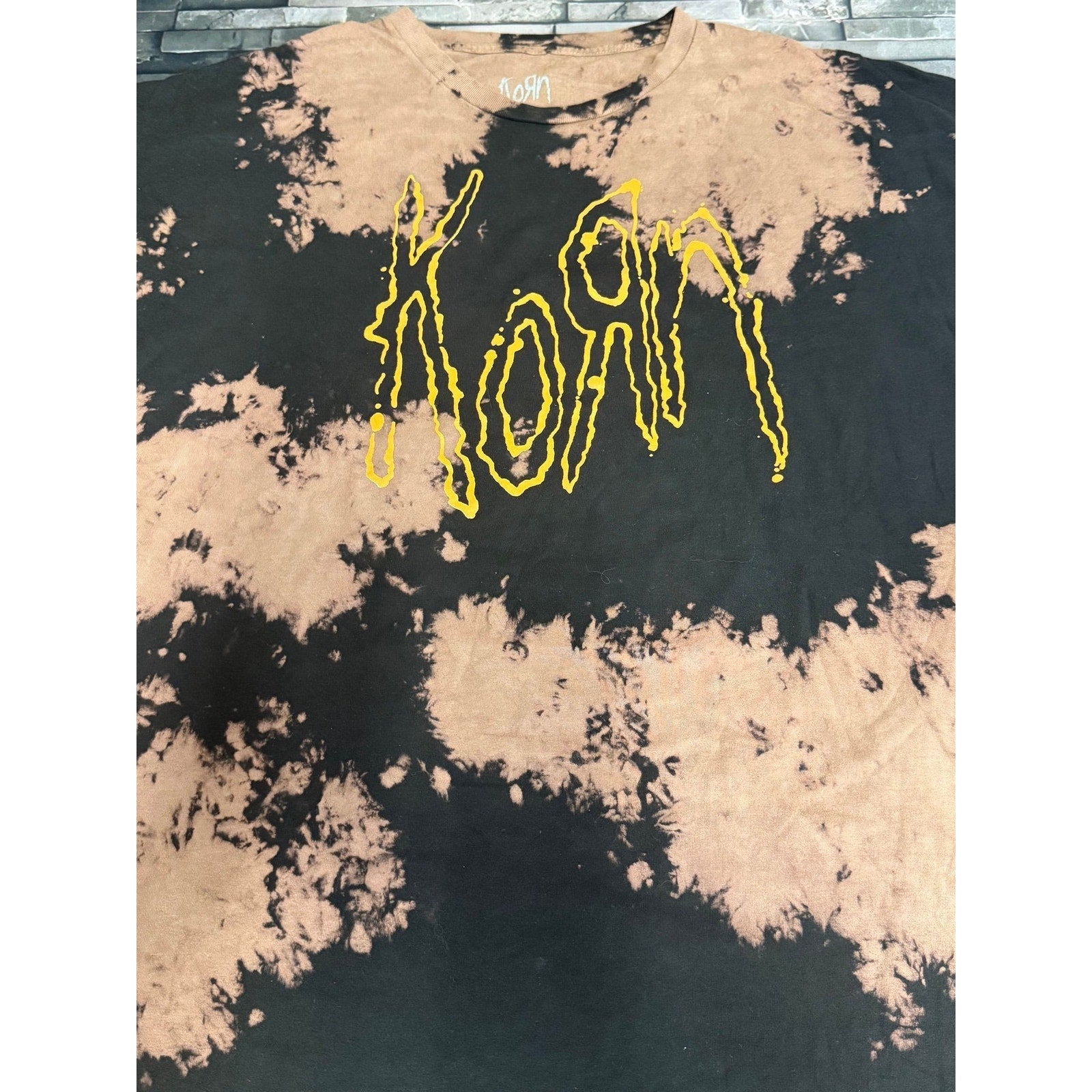 KORN TSHIRT BROWN/BLACK TIE DYE